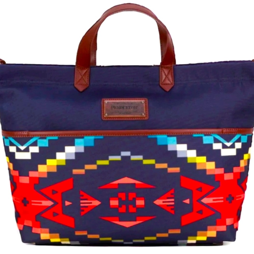 COPY - Pendleton Carry Bag Aztec NWT 14.5”